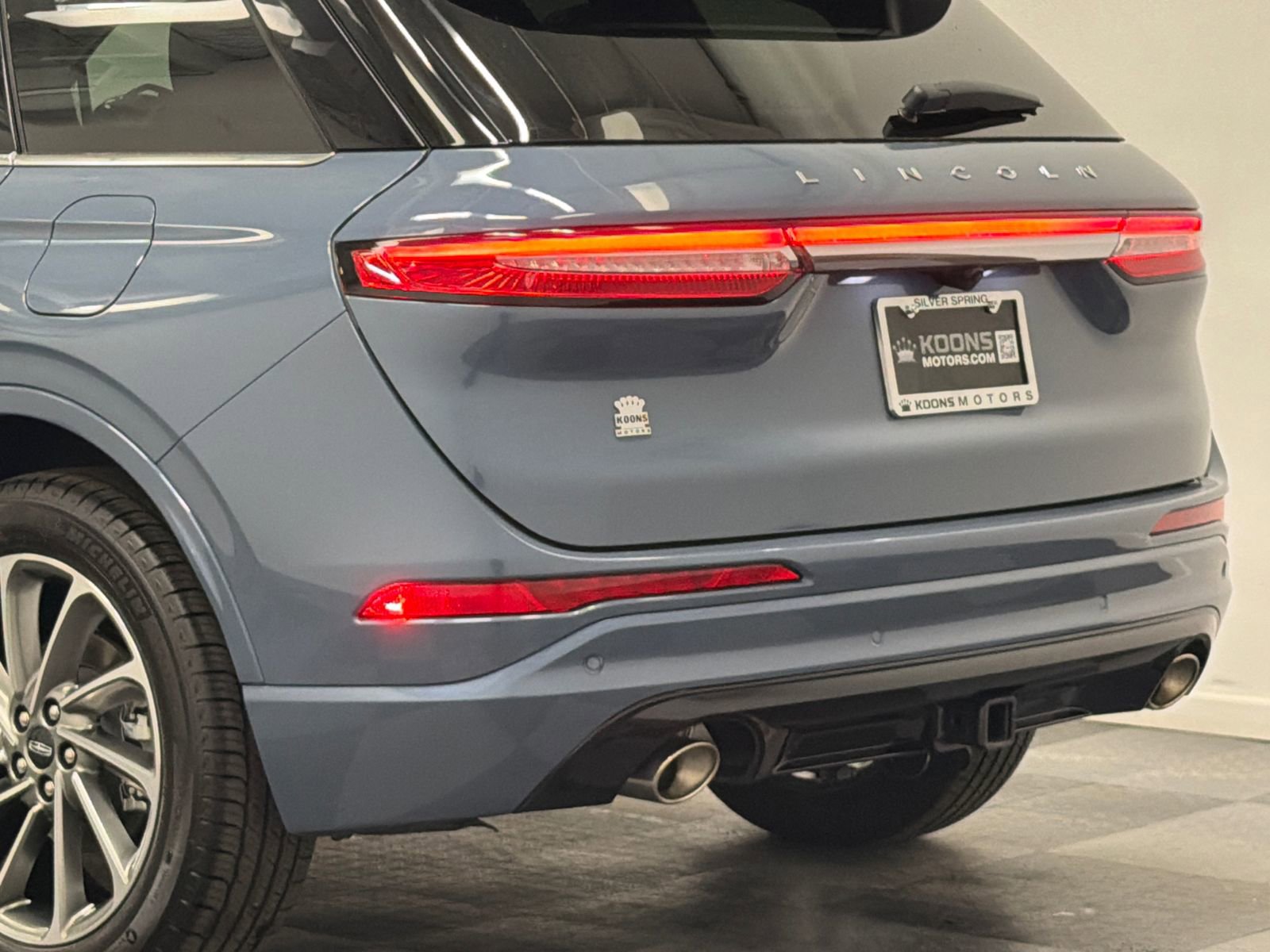 Used 2025 Lincoln Corsair Grand Touring w/ Equipment Group 301A image 7