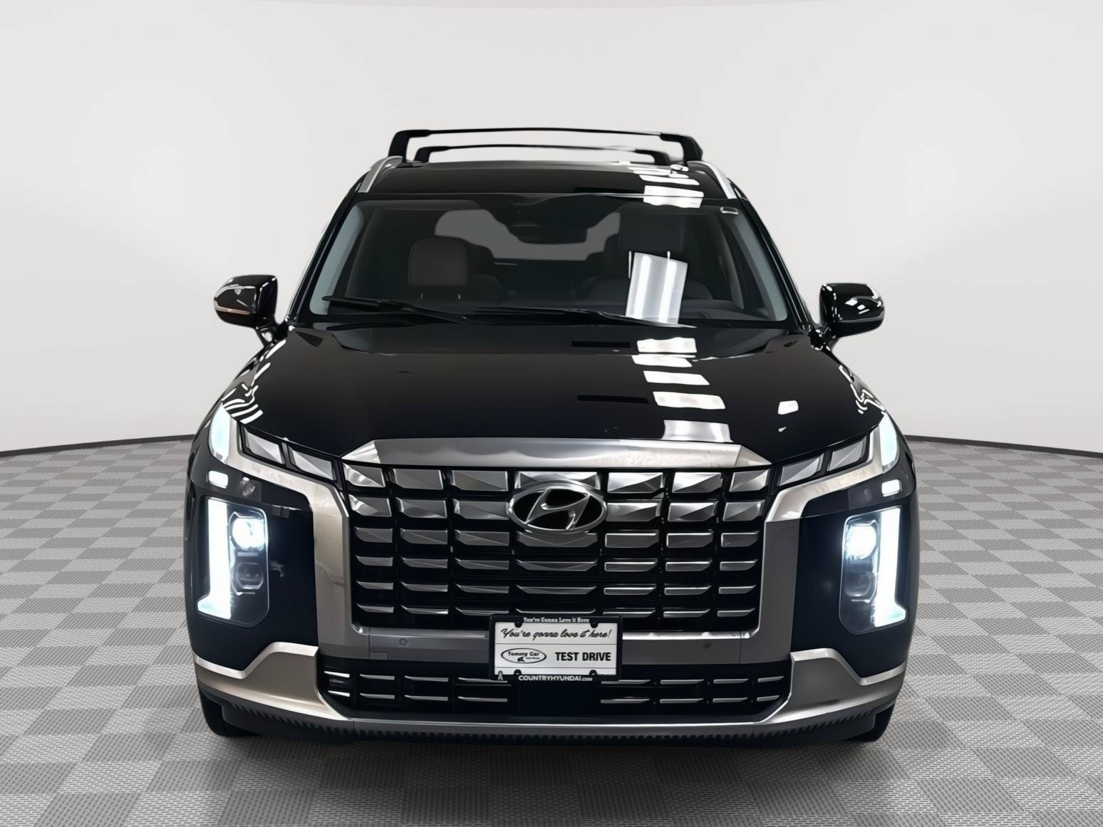 Used 2024 Hyundai Palisade Calligraphy AWD/4WD image 2