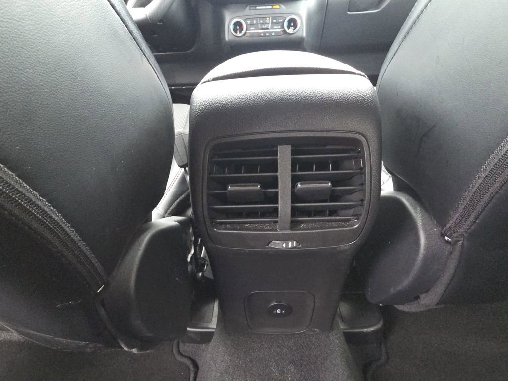 Used 2025 Ford Escape ST-Line Select AWD/4WD image 30
