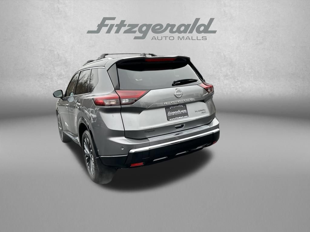 Used 2026 Nissan Rogue Platinum w/ Platinum Premium Package image 5