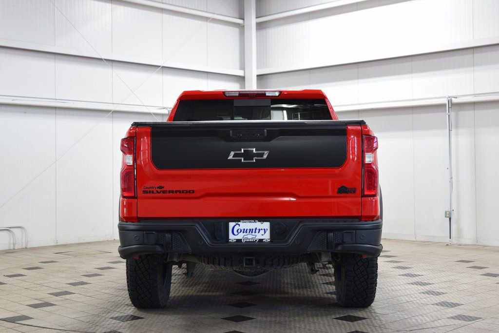 Used 2024 Chevrolet Silverado 1500 ZR2 w/ ZR2 Bison Edition AWD/4WD image 6