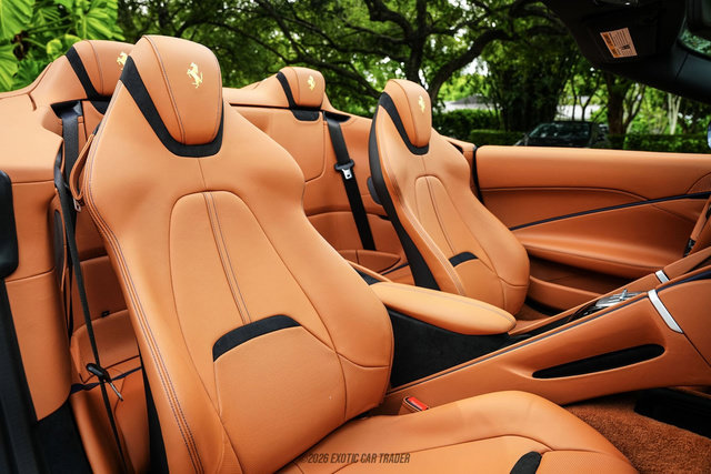 Used 2026 Ferrari Roma Spider RWD image 49