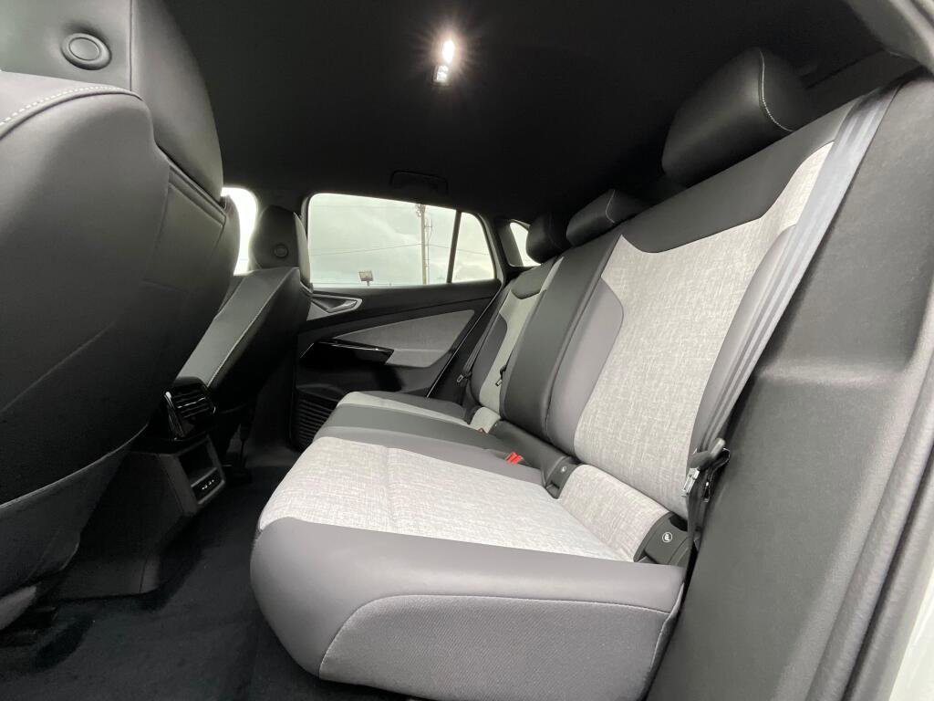 New 2026 Volkswagen ID.4 Pro image 14