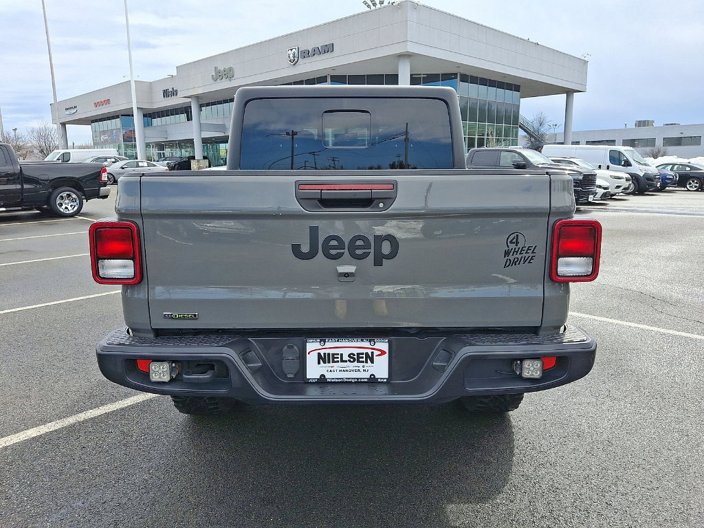 Used 2022 Jeep Gladiator Willys image 23