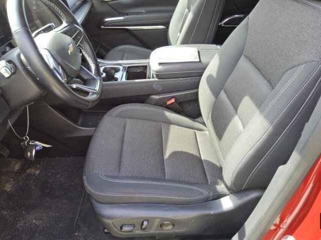 Used 2024 Chevrolet Traverse LT image 6