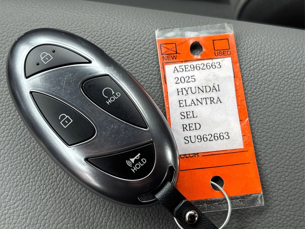 New 2025 Hyundai Elantra Sport image 24