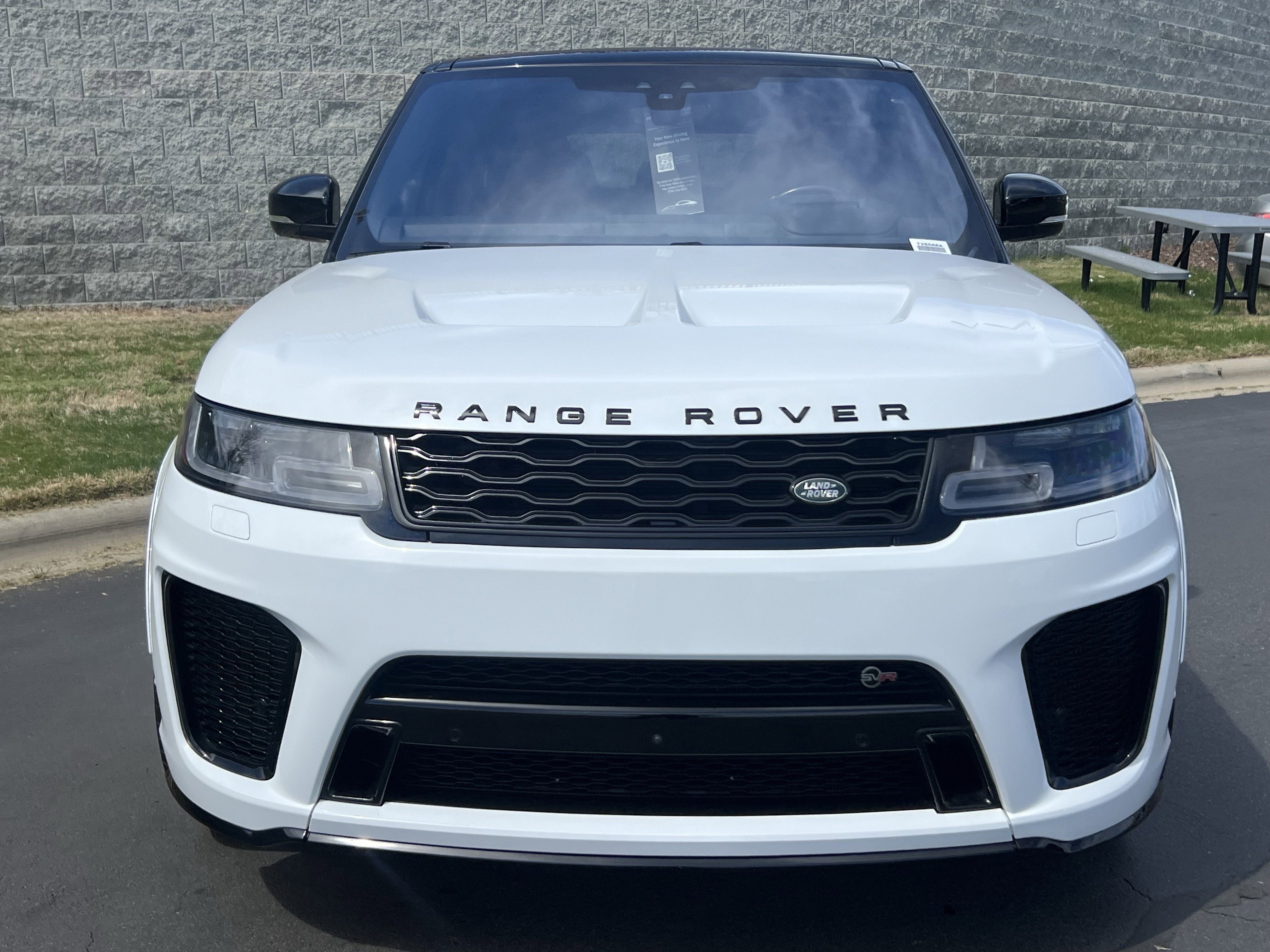 Certified 2022 Land Rover Range Rover Sport SVR image 10
