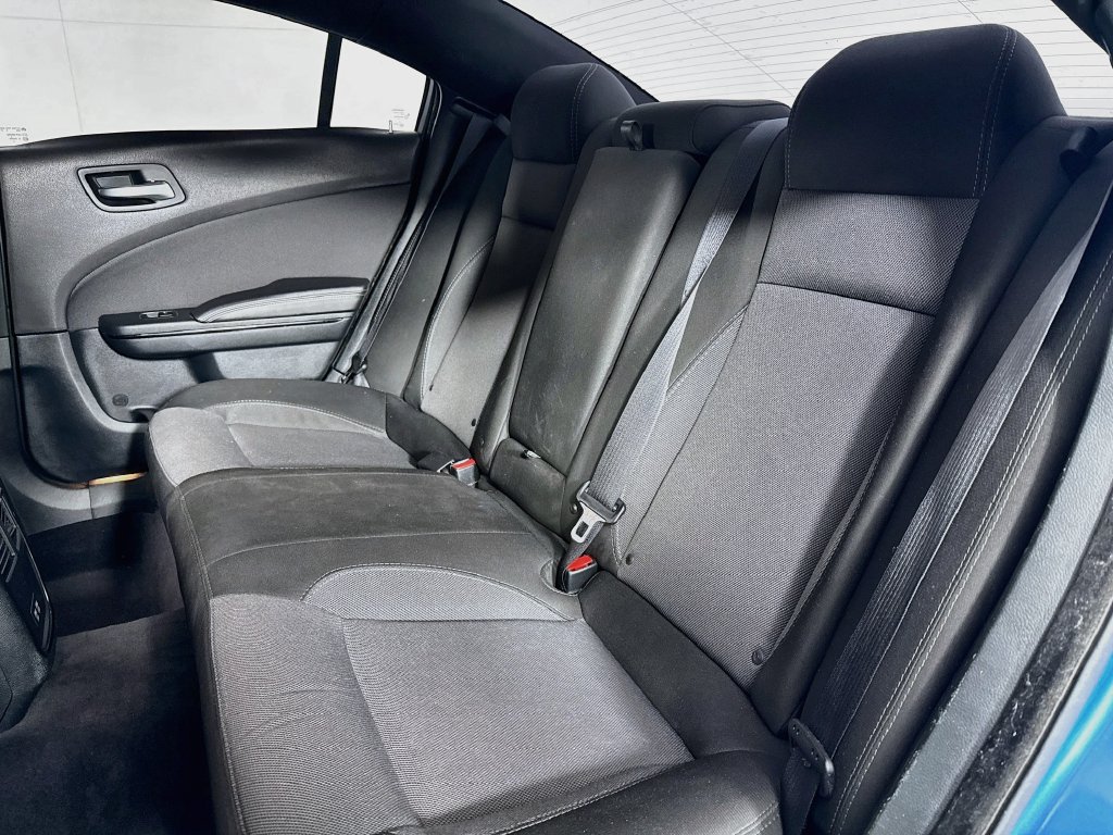 Used 2018 Dodge Charger SXT w/ Blacktop Package RWD image 28