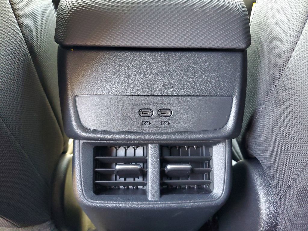 New 2026 Chevrolet Equinox LT w/ LPO, Floor Liner Package image 11