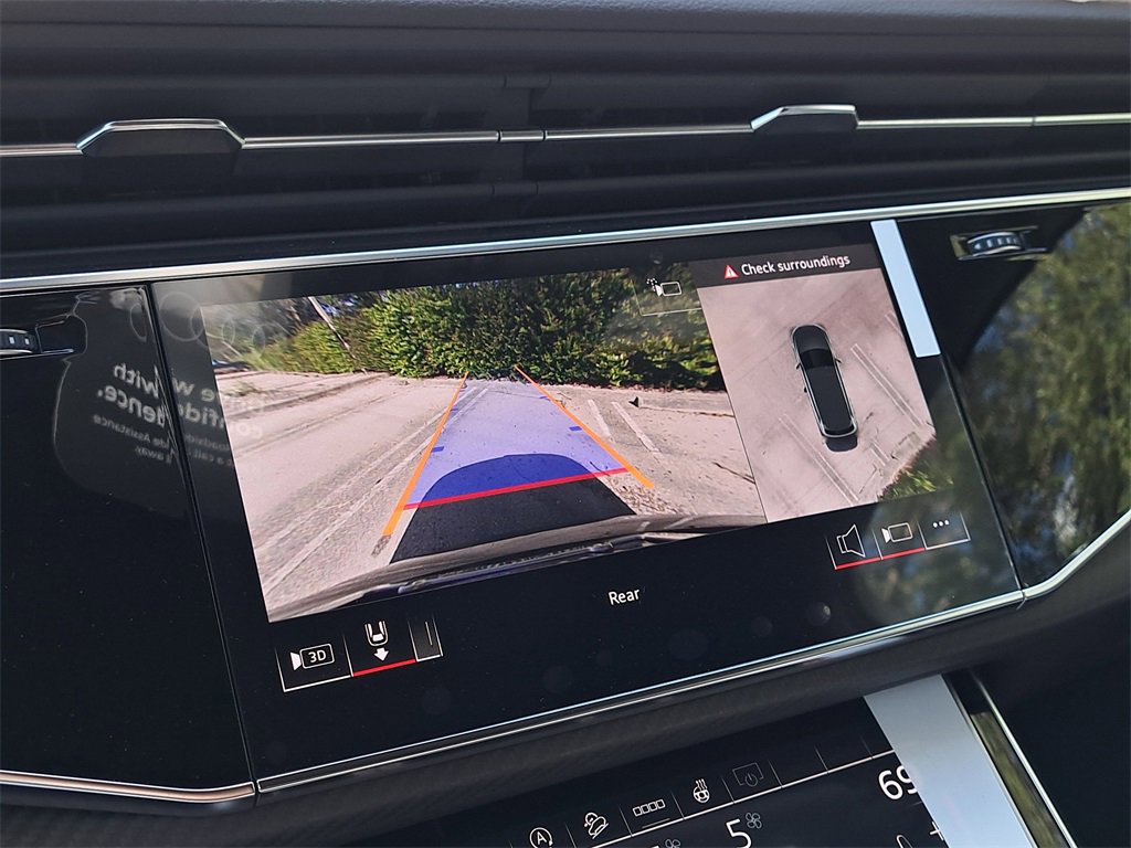 New 2026 Audi SQ7 Premium Plus image 12