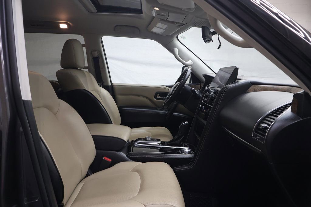 Used 2023 INFINITI QX80 Premium Select w/ Cargo Package image 9