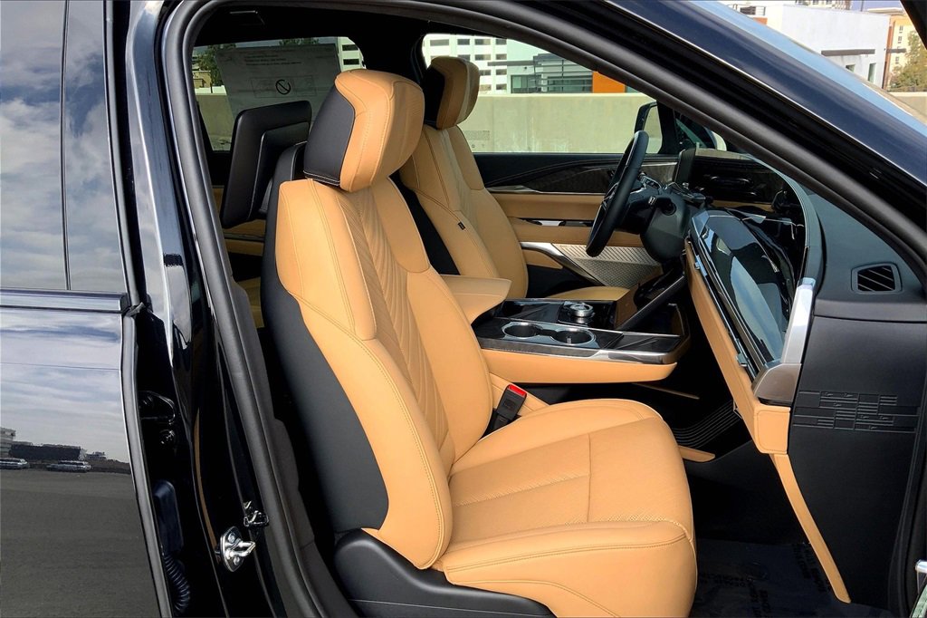 New 2025 Cadillac Escalade IQ Luxury 2 image 34