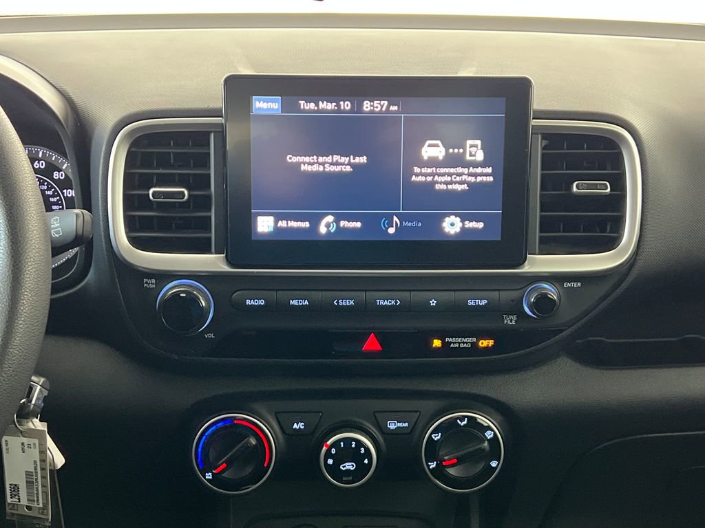 Used 2021 Hyundai Venue SE image 20