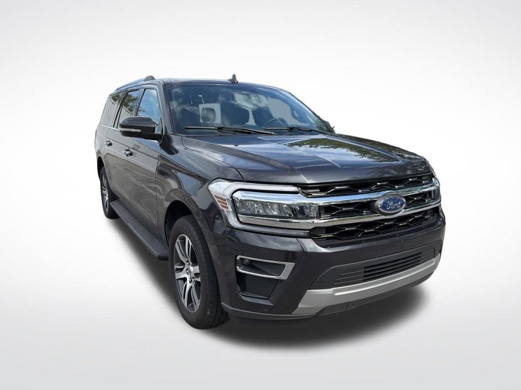 Used 2024 Ford Expedition Max Limited RWD image 2