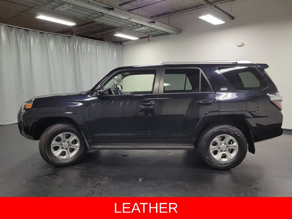 Used 2017 Toyota 4Runner SR5 Premium AWD/4WD image 5