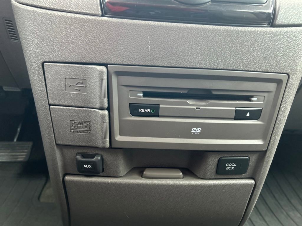 Used 2016 Honda Odyssey Touring image 29