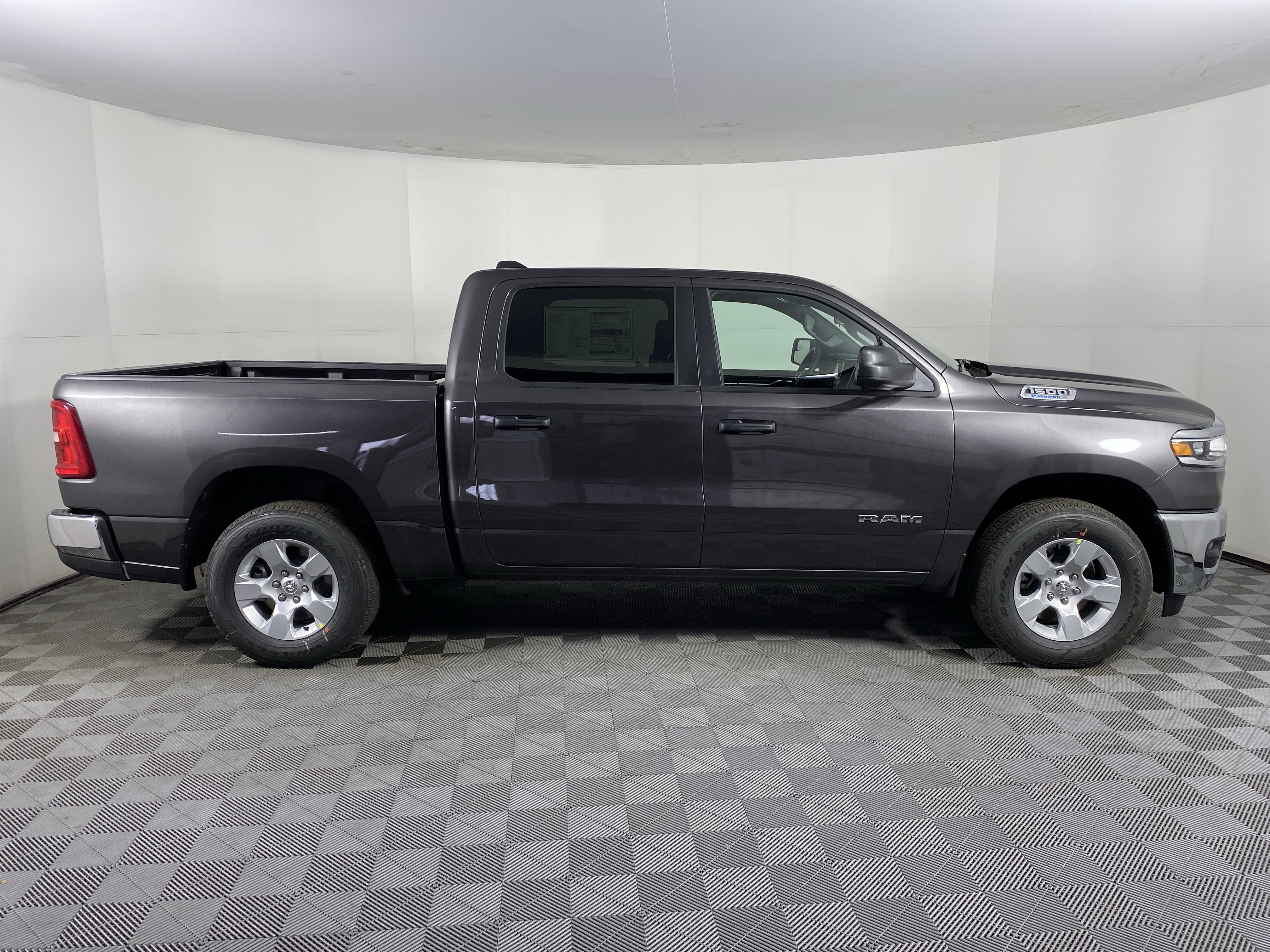 New 2025 RAM 1500 Big Horn image 4