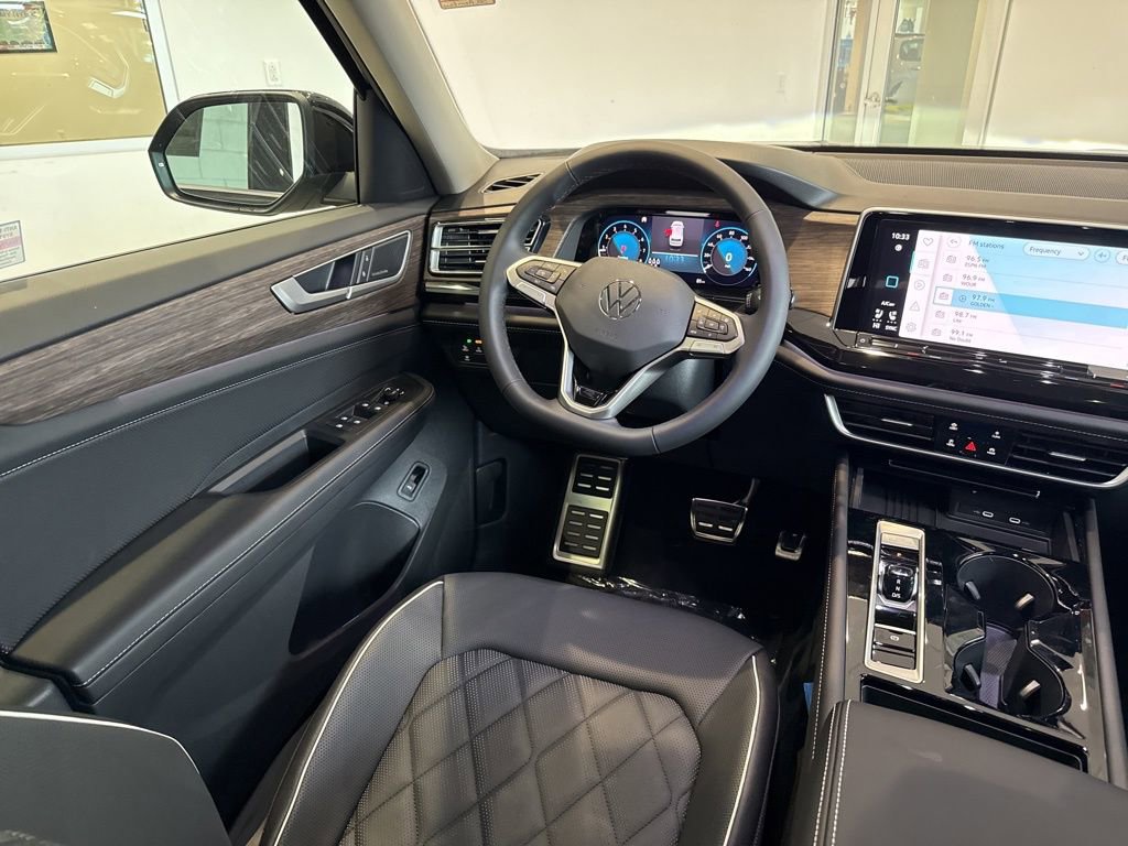 New 2026 Volkswagen Atlas SEL Premium R-Line image 10