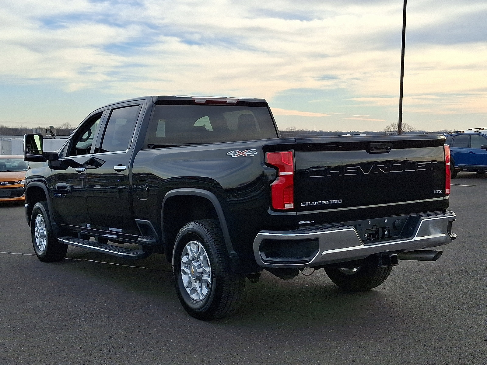 Certified 2024 Chevrolet Silverado 2500 LTZ w/ LTZ Convenience Package image 4