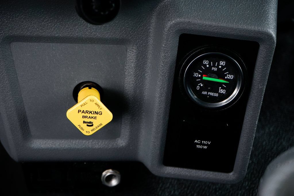 Used 2019 Ford F750 2WD Regular Cab Super Duty image 43