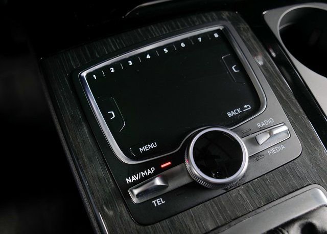 Used 2018 Audi Q7 3.0T Premium Plus w/ Premium Plus Package image 24