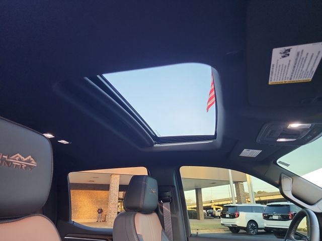 Used 2026 Chevrolet Silverado 1500 High Country image 22