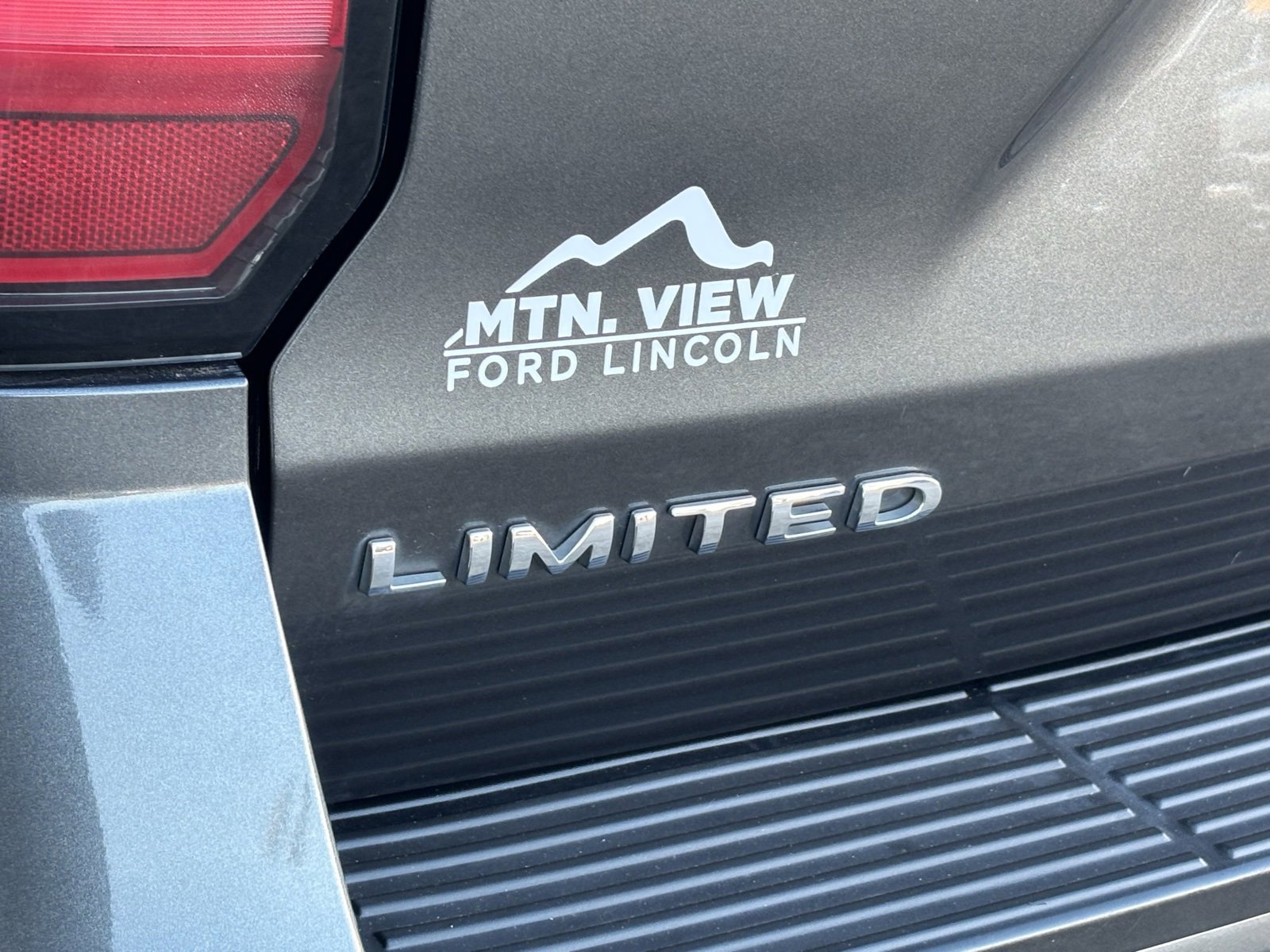 Used 2019 Ford Expedition Limited image 14