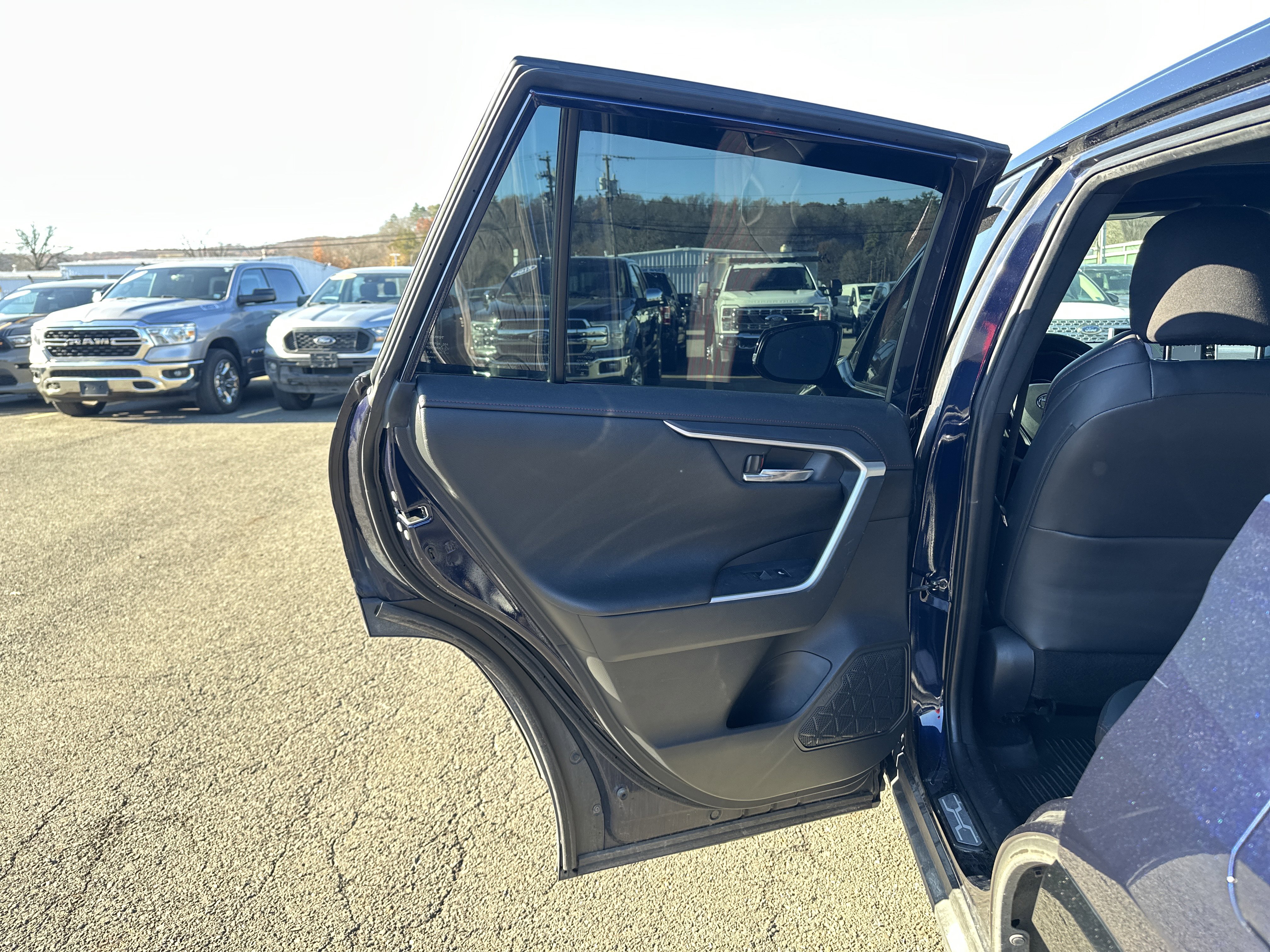 Used 2022 Toyota RAV4 XSE image 31