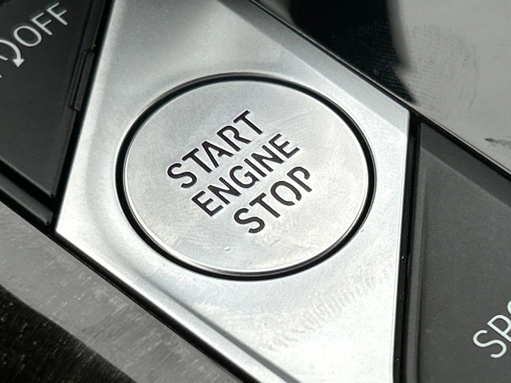 Used 2023 BMW 430i xDrive Convertible w/ M Sport Package image 26