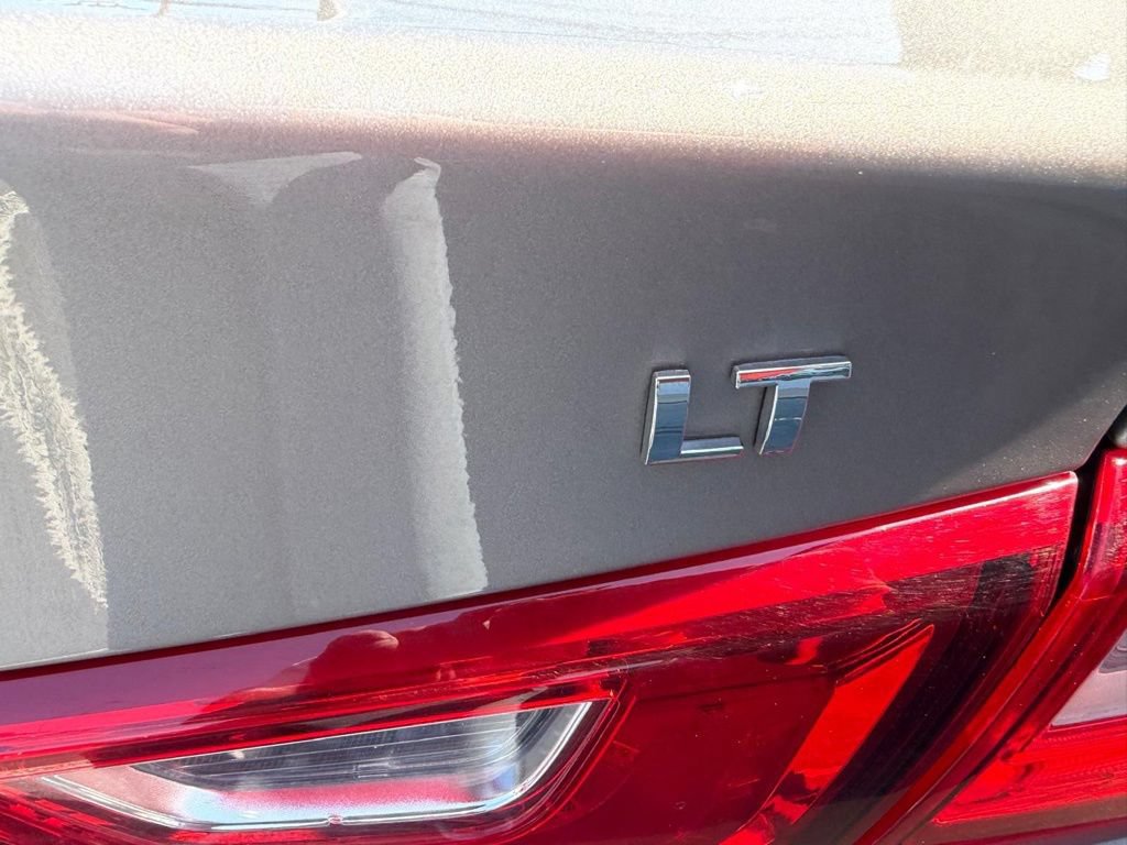 Used 2024 Chevrolet Malibu LT FWD image 8