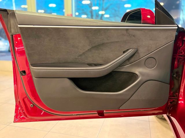 Used 2025 Tesla Model 3 Long Range image 16