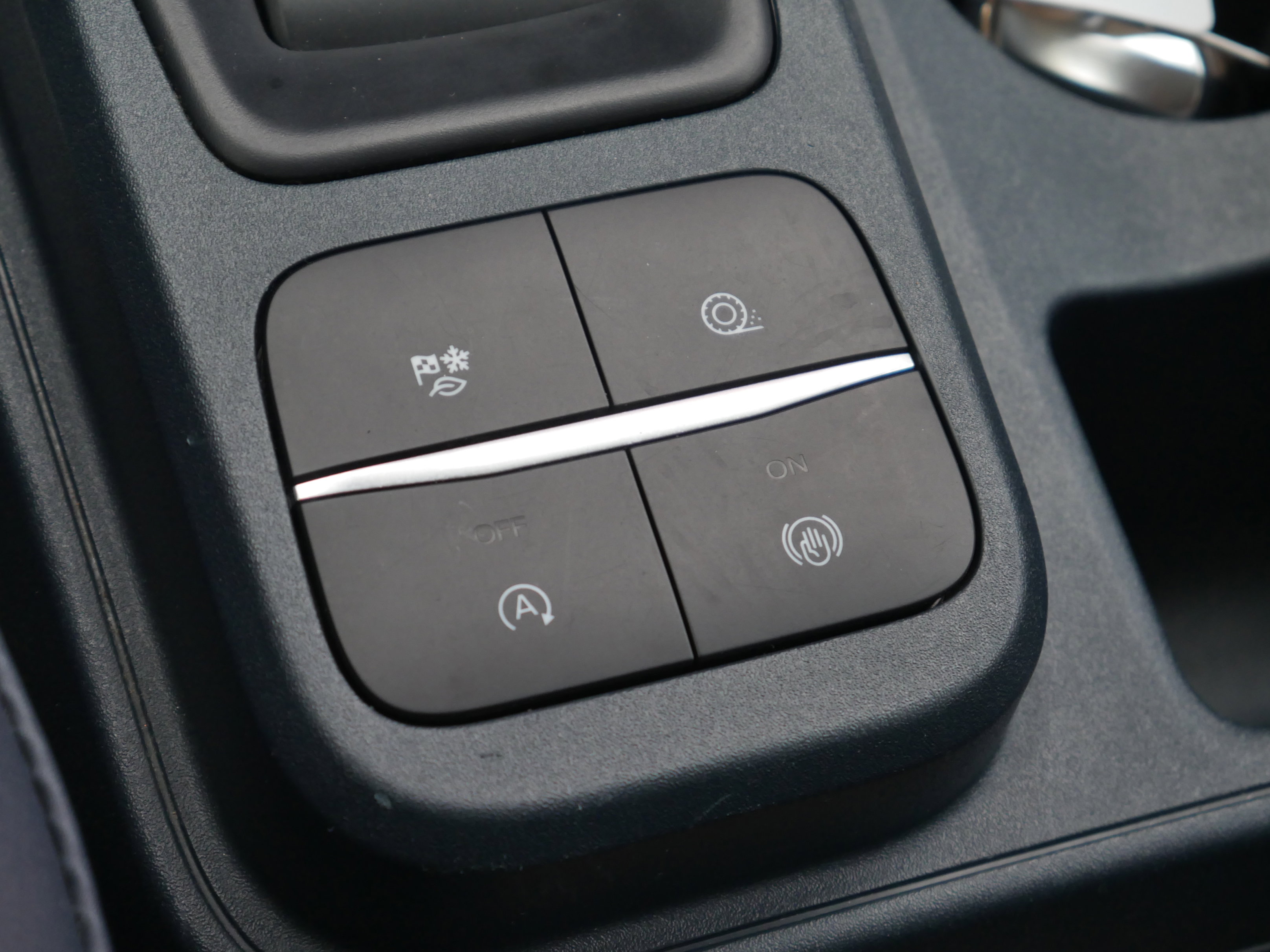 Certified 2024 Ford Maverick Lariat AWD/4WD image 15