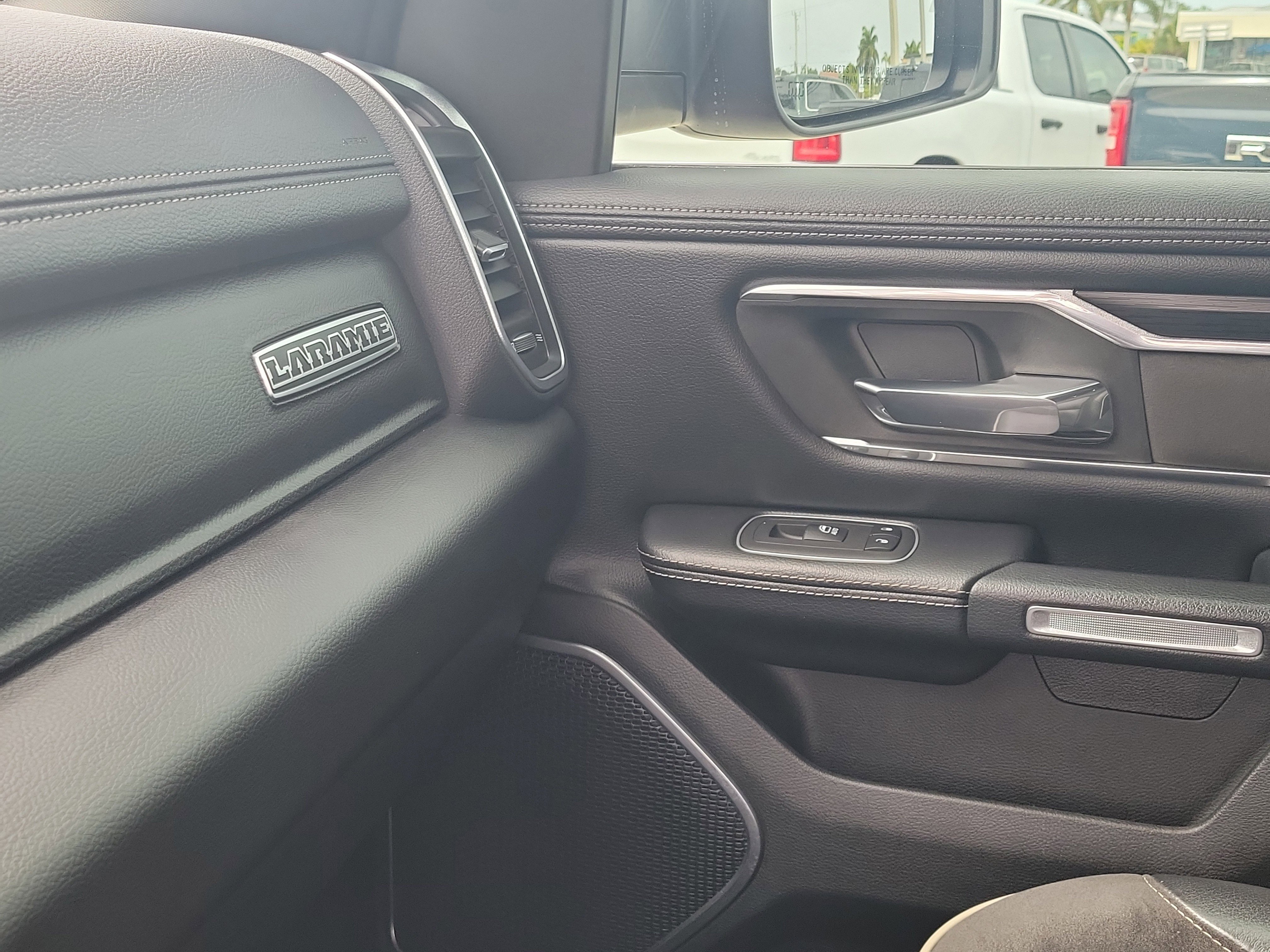 Used 2023 RAM 1500 Laramie AWD/4WD image 30