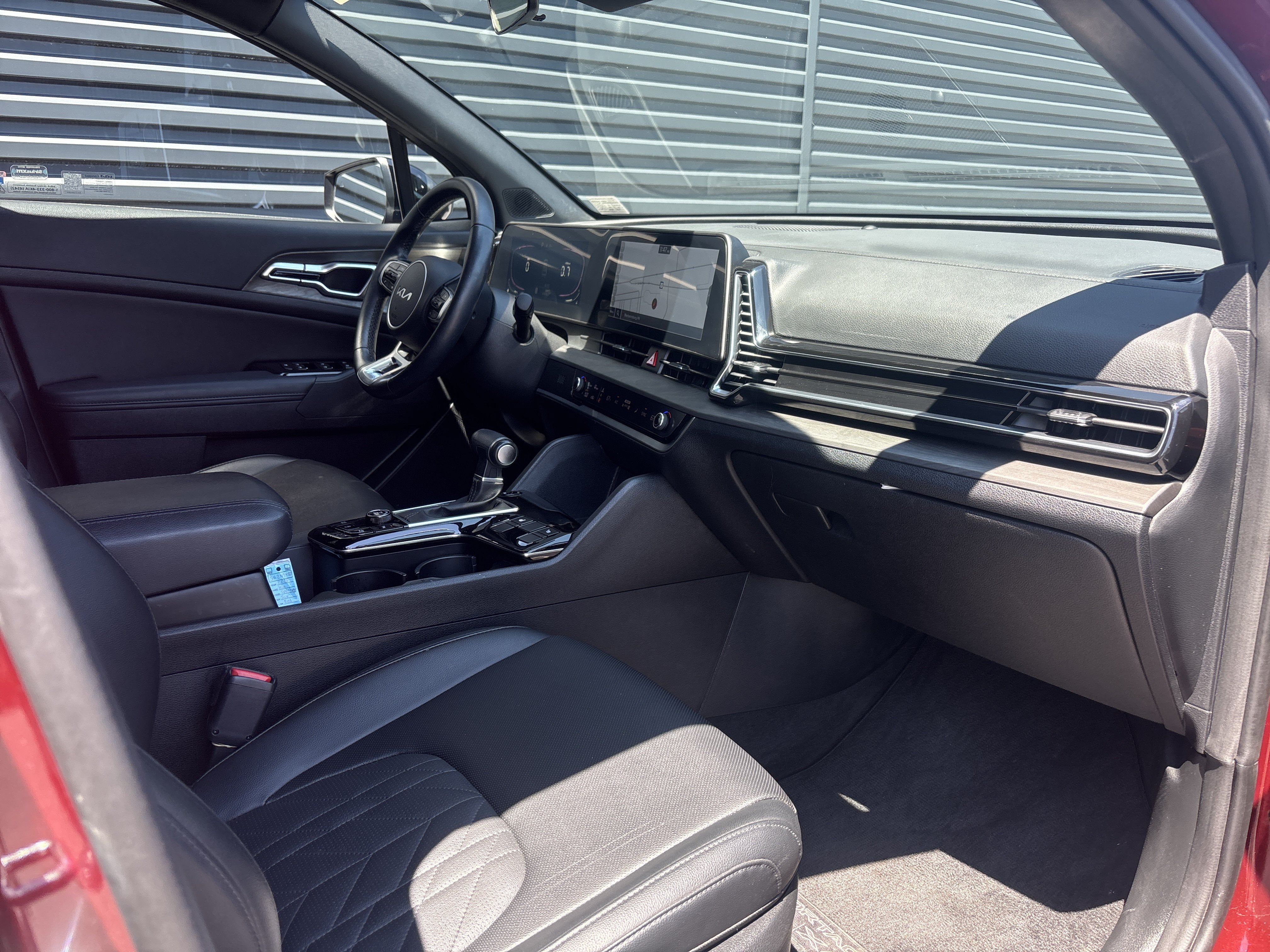 Used 2025 Kia Sportage X-Line AWD/4WD image 13