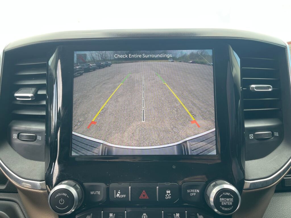 Used 2024 RAM 2500 Laramie w/ Safety Group AWD/4WD image 12