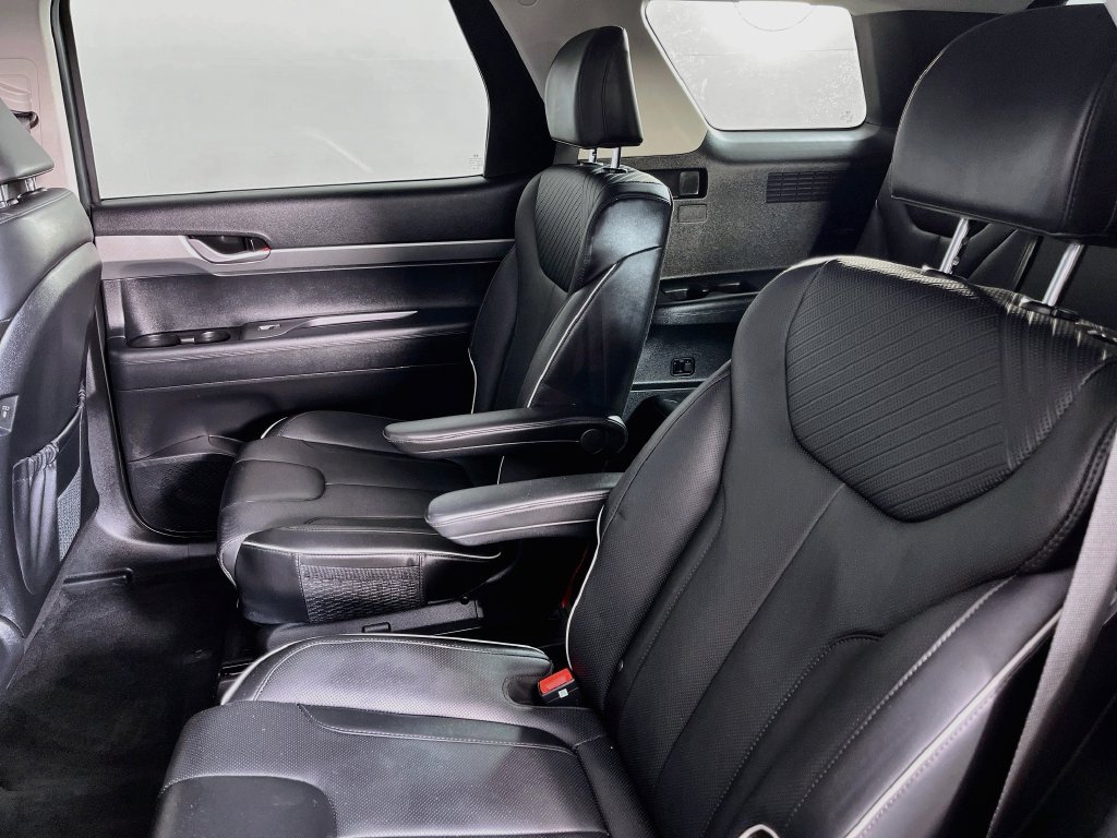 Used 2025 Hyundai Palisade SEL FWD image 29