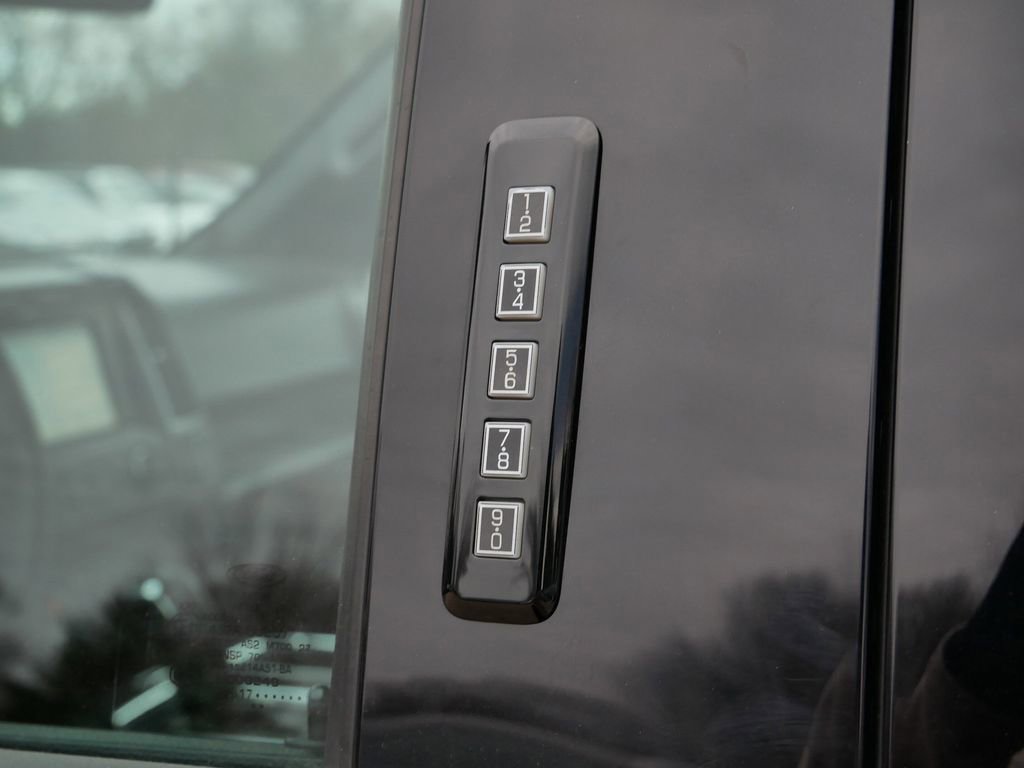 Used 2017 Ford F150 XLT w/ Equipment Group 302A Luxury image 30