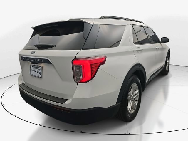 Used 2021 Ford Explorer XLT image 9