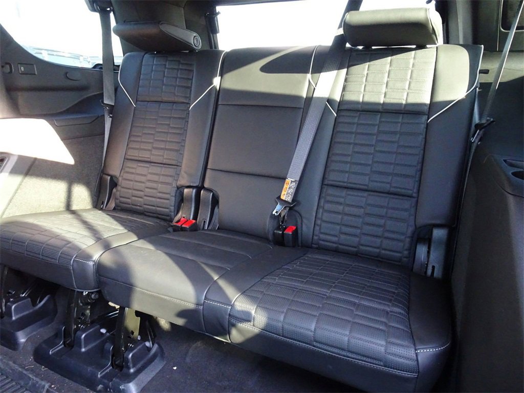 Certified 2025 Cadillac Escalade Sport Platinum w/ LPO, Floor Liner Package image 6