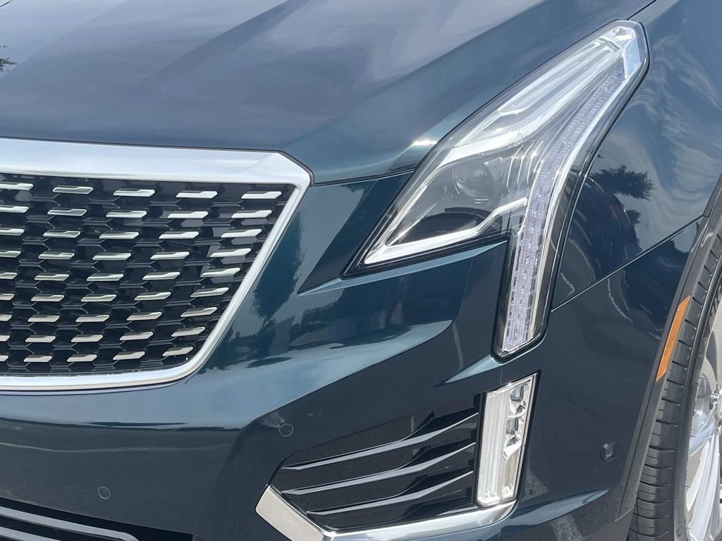 New 2026 Cadillac XT5 Premium Luxury w/ Driver Assist Package AWD/4WD image 9