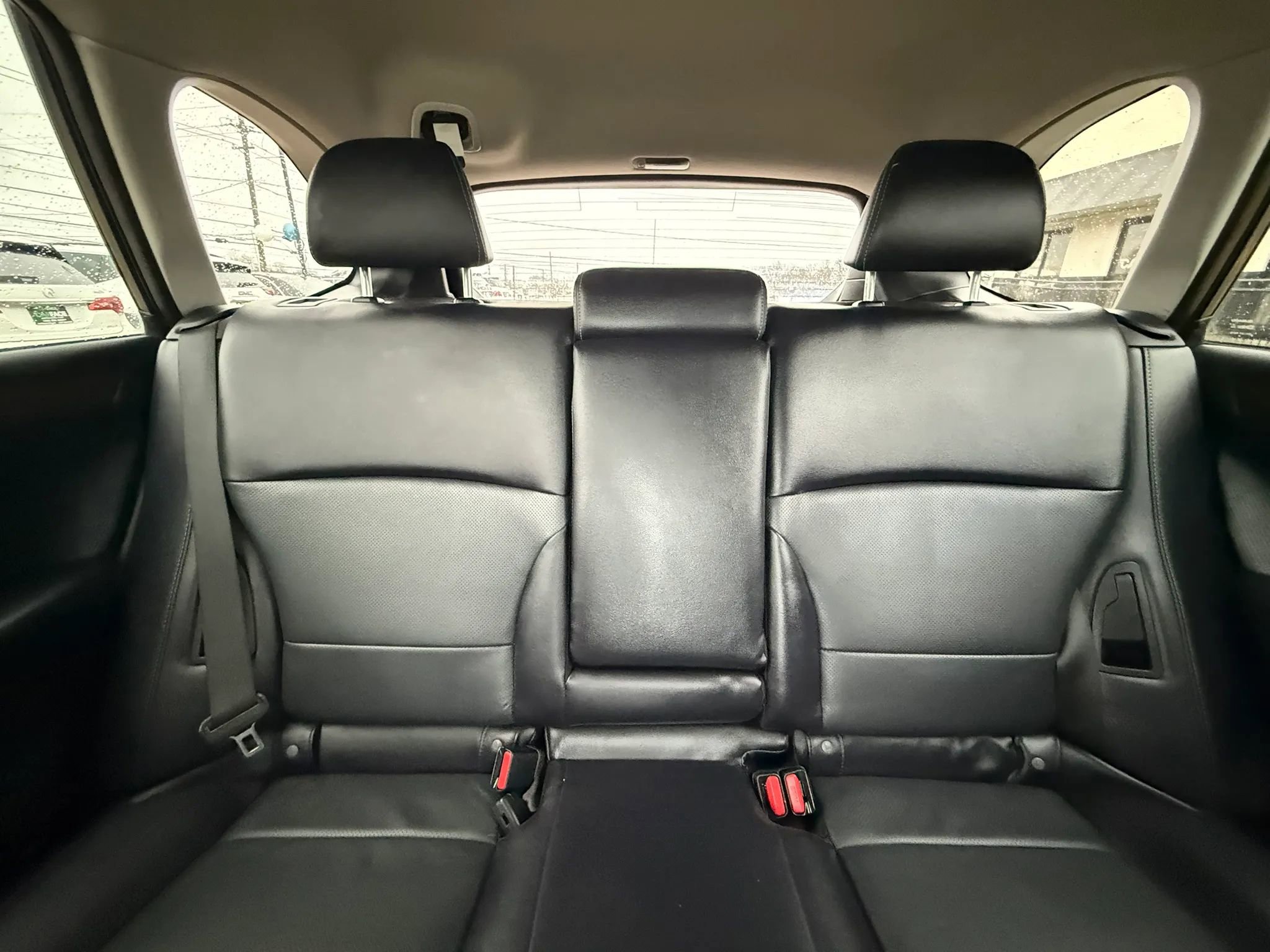 Used 2017 Subaru Outback 2.5i Limited AWD/4WD image 39