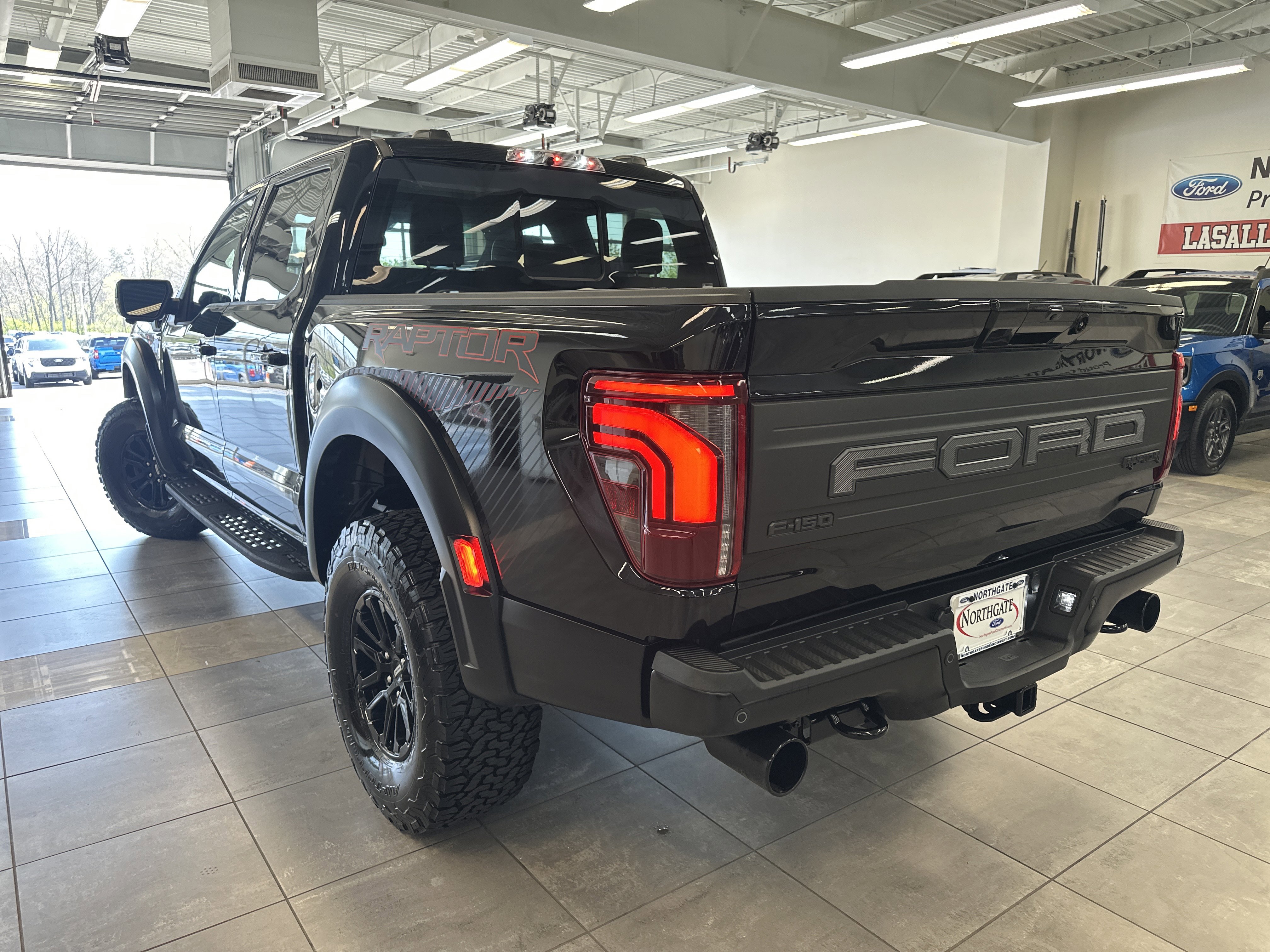 Used 2025 Ford F150 Raptor image 16