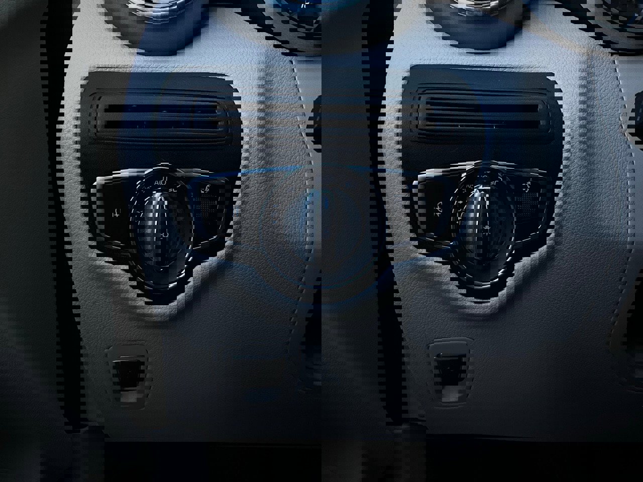 Used 2020 Mercedes-Benz GLC 300 image 25