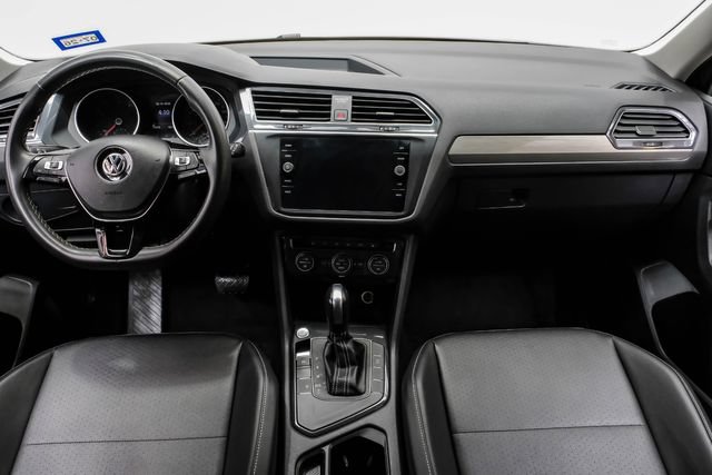 Used 2021 Volkswagen Tiguan SEL FWD image 16