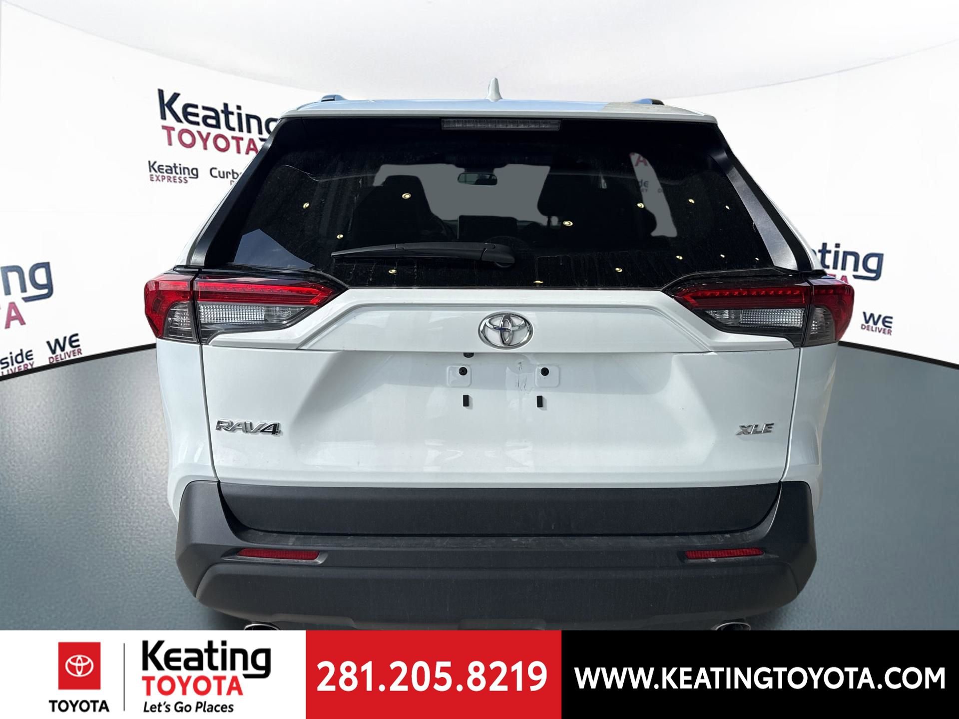 Used 2025 Toyota RAV4 XLE image 6