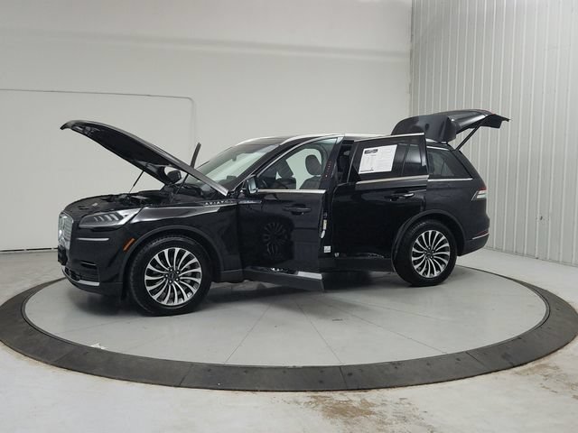 Used 2023 Lincoln Aviator Reserve w/ Elements Package Plus RWD image 12