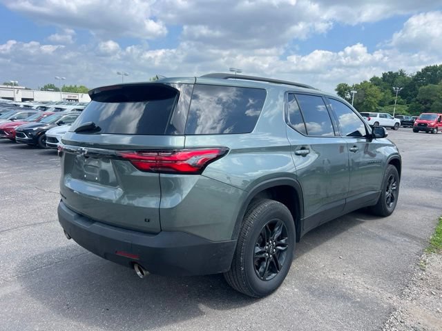 Used 2022 Chevrolet Traverse LT w/ Midnight/Sport Edition AWD/4WD image 5