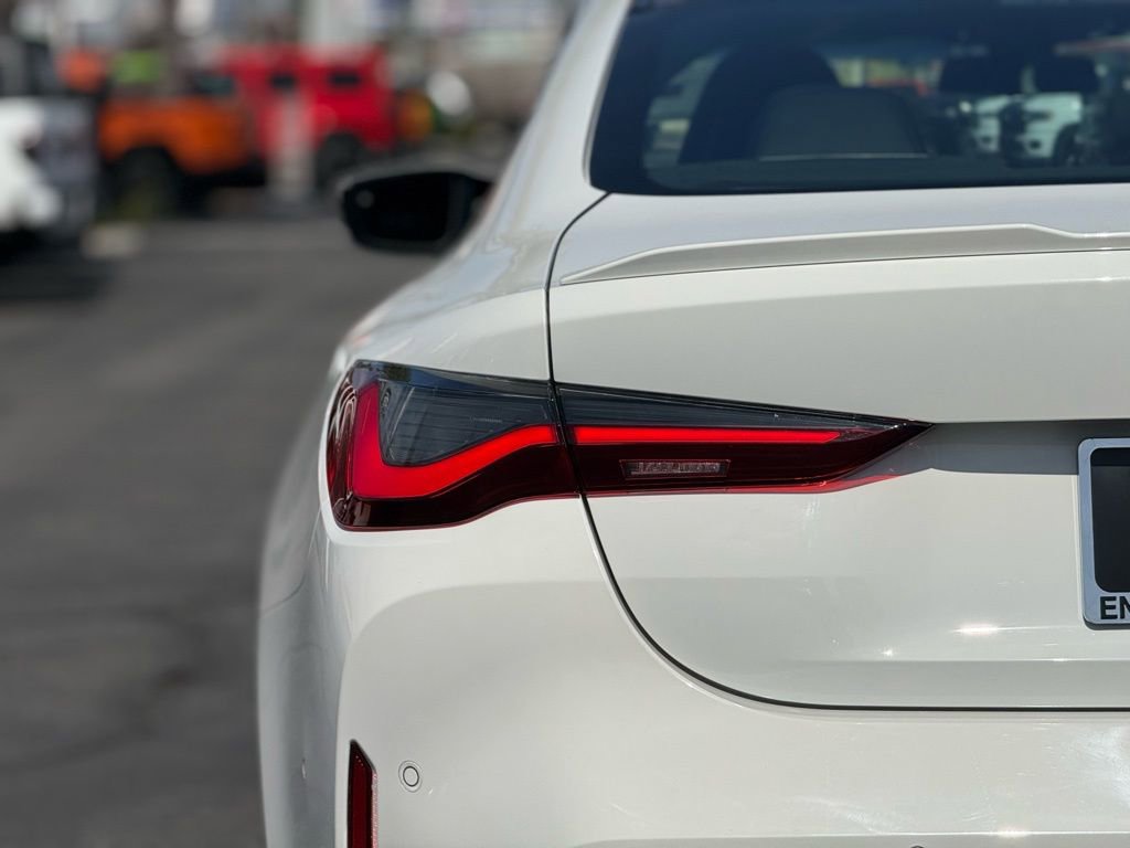Used 2024 BMW M4 Coupe w/ Executive Package image 8