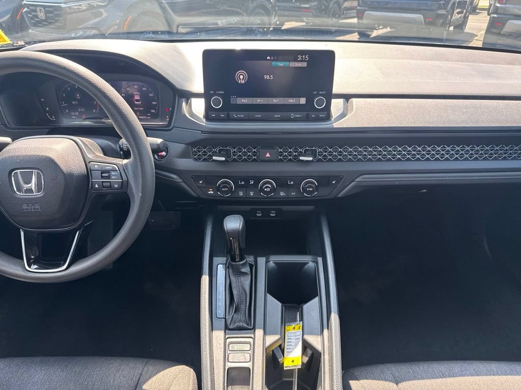 Certified 2023 Honda Accord EX image 24