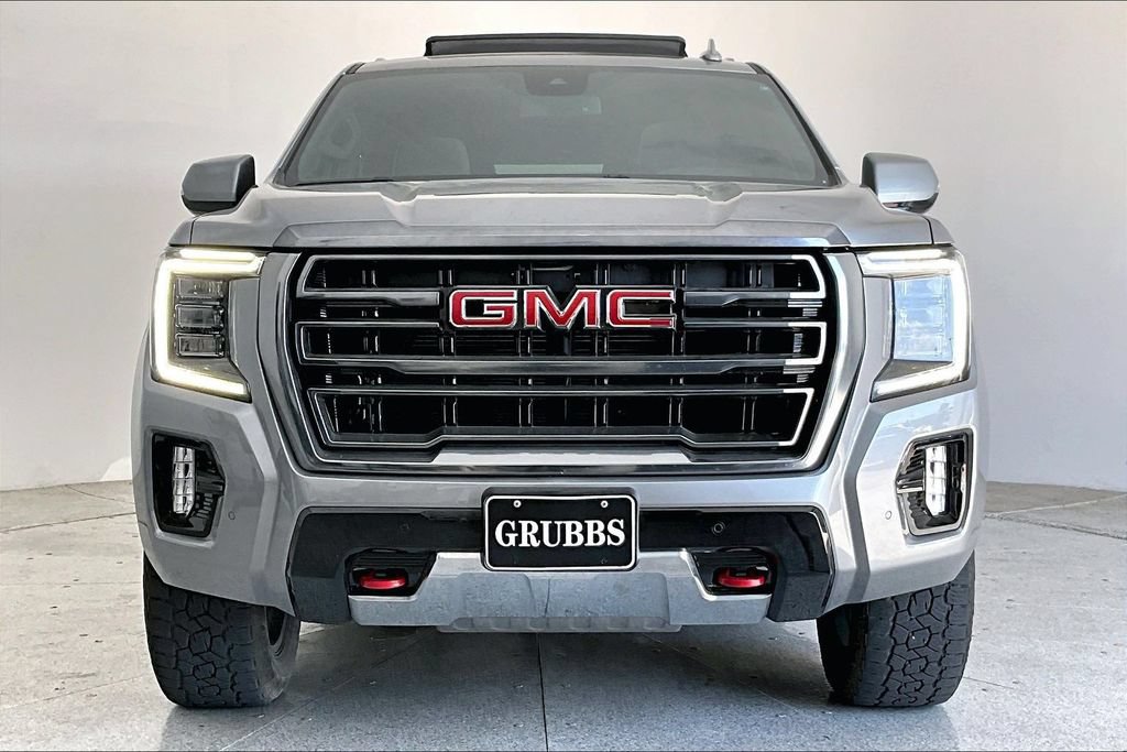 Used 2023 GMC Yukon AT4 AWD/4WD image 3